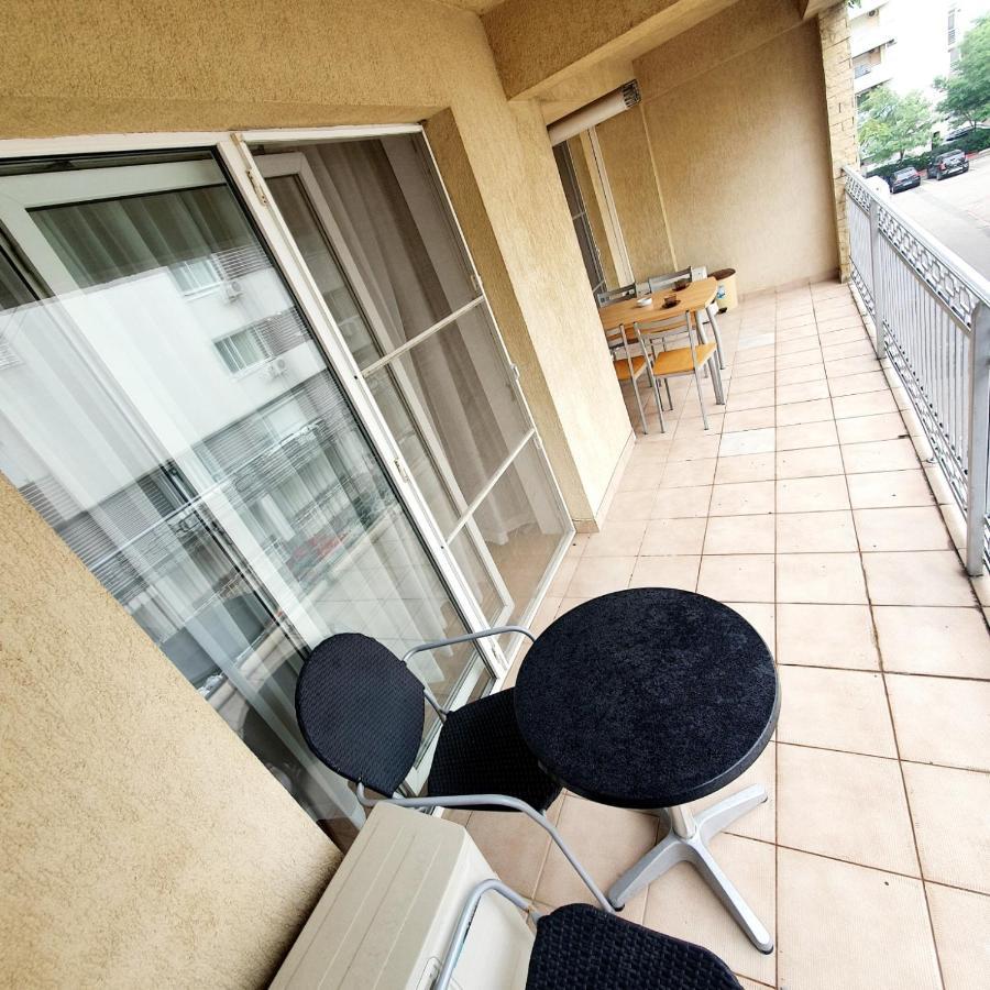 Summer Lake Apartment Mamaia Exterior foto